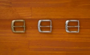 ベルトのバックル3種