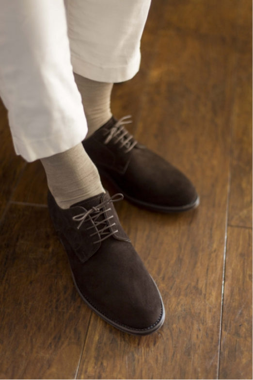 スエードのプレーンダービー